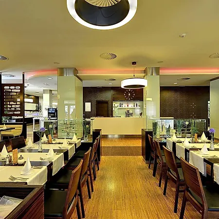 St. Joseph Royal Regent Hotell 4*