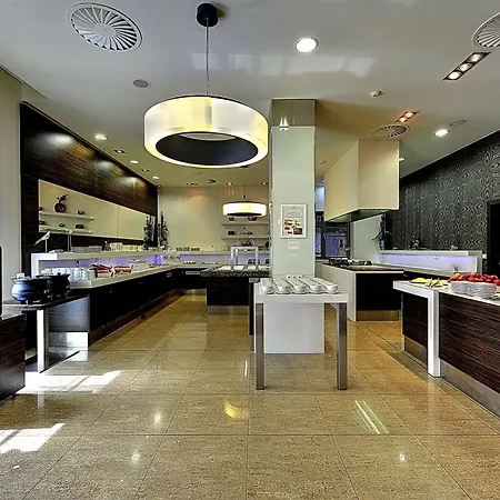 St. Joseph Royal Regent Hotell