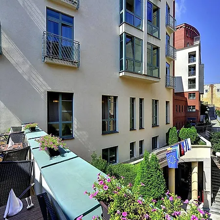 St. Joseph Royal Regent Hotell 4*