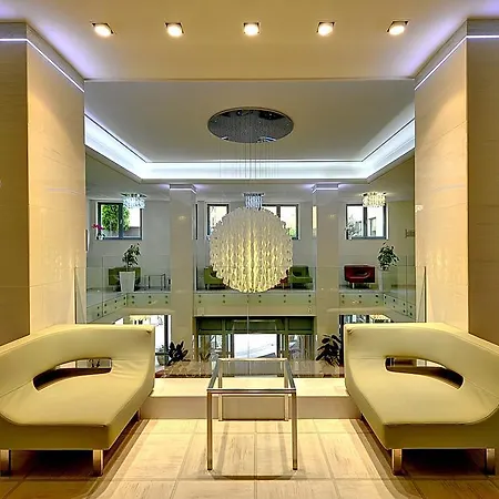 Hotel St. Joseph Royal Regent 4*