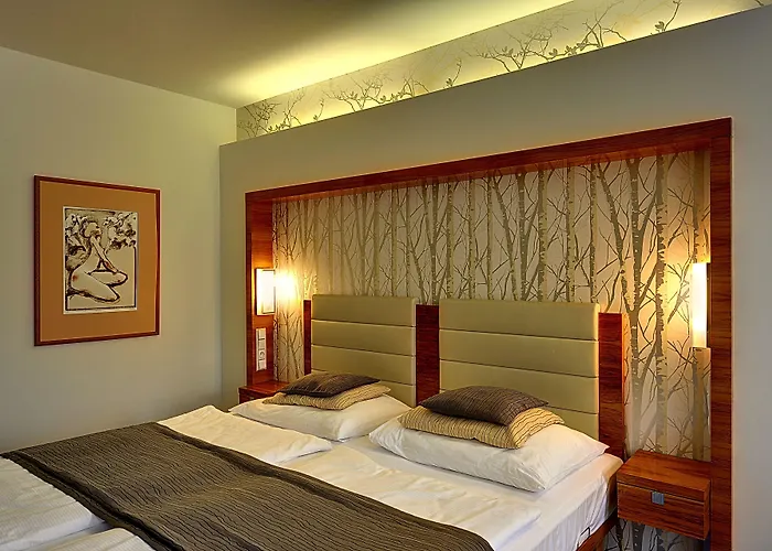 St. Joseph Royal Regent