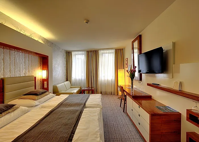 St. Joseph Royal Regent 4*