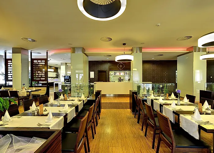 Отель St. Joseph Royal Regent Карловы Вары