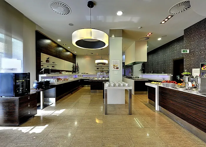 St. Joseph Royal Regent Отель 4*